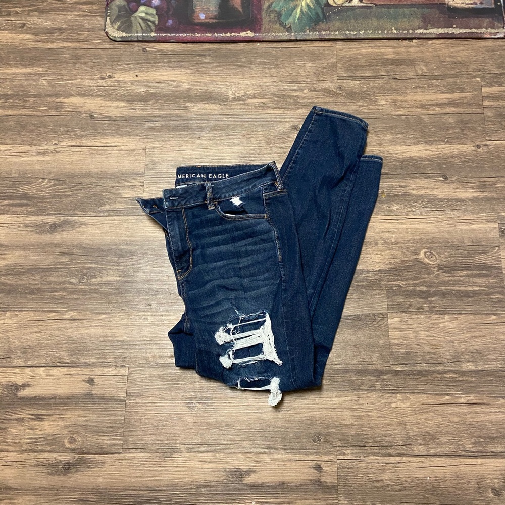 American Eagle Ripped Jeans Size 14